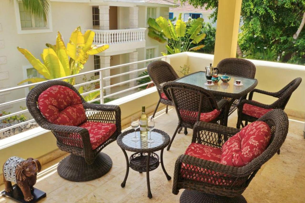 Tropical Villas At Los Corales Beach - Caribbean Rentals Fzco Punta Cana Extérieur photo